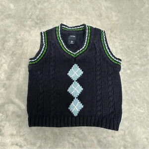 GAP - knit vest with argyle design. Size 3-6 months